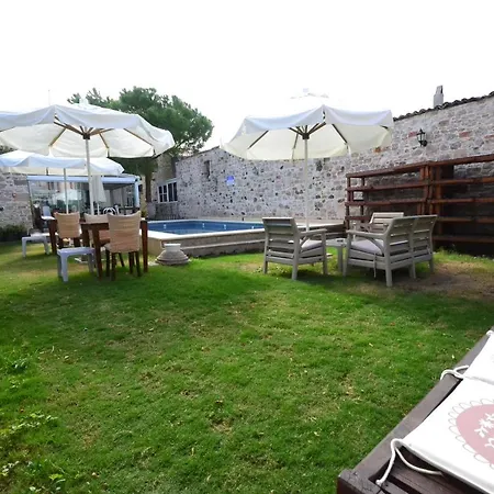 Cunda Poseidon Ayvalı